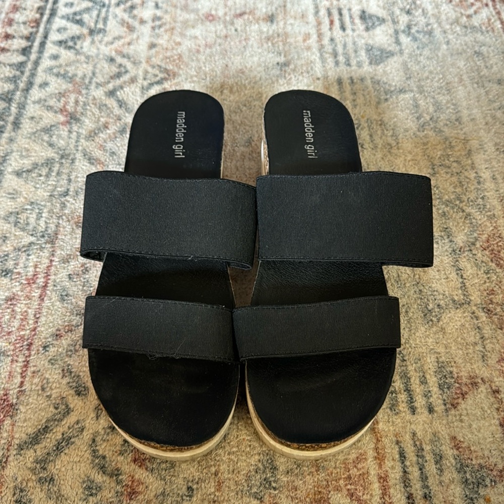 Madden girl wedges